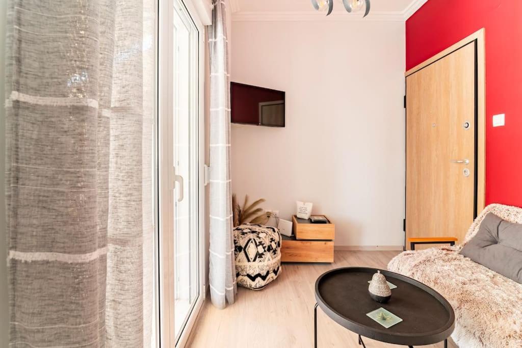 Under The Hill Apartment Athens Luaran gambar